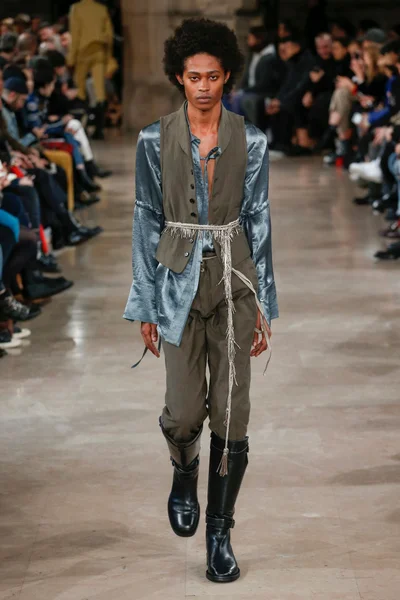 Look 21